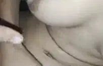 صديقي يضاجع زوجته وهو في العمل.