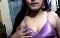 ابن عمي يحب عندما ألعب مع قضيبي.