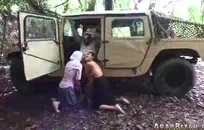 كبير الثدي سمراء جبهة تحرير مورو الإسلامية يحصل بوسها صدم.