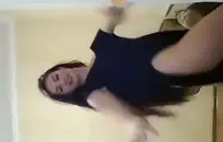 مثير شقراء جبهة تحرير مورو الإسلامية في الملابس الداخلية السوداء ركوب الديك الثابت.