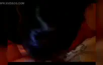 زوجة الهواة الشباب مارس الجنس بشدة من قبل ديك الزوج الكبير.