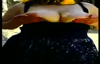 نائب الرئيس ضخمة الوجه فتاة مذهلة