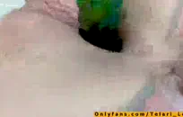 يمارس الجنس مع العاهرات الشهوانية