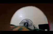 لدي صديقتي في سريري.