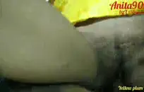 هواة جبهة مورو اللسان مع شاعر ضخم على الثدي المقربة.