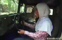 صديقة وأنا يمارس الجنس أثناء مشاهدة الأفلام الإباحية.