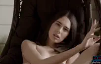 مثير في سن المراهقة يعطي اللسان الحلق العميق والملاعين لها الأحمق الثابت.