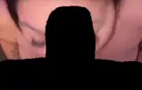 مراهقة وصديقها يتشاركان السرير. الكاميرا الحية الخاصة بي من x-mas.