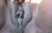 سخيف أحمر الشعر مثير في المؤخرة.