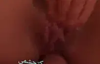 زوجان هواة شابان يمارسان الجنس في الطريق العام.