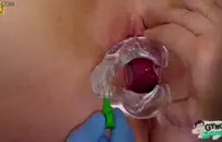 يحصل creampied في سن المراهقة لطيف من قبل ديك كبيرة.